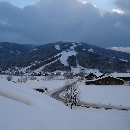 Welcome-Bienvenue-Добро Пожаловать Flachau Exteriör bild