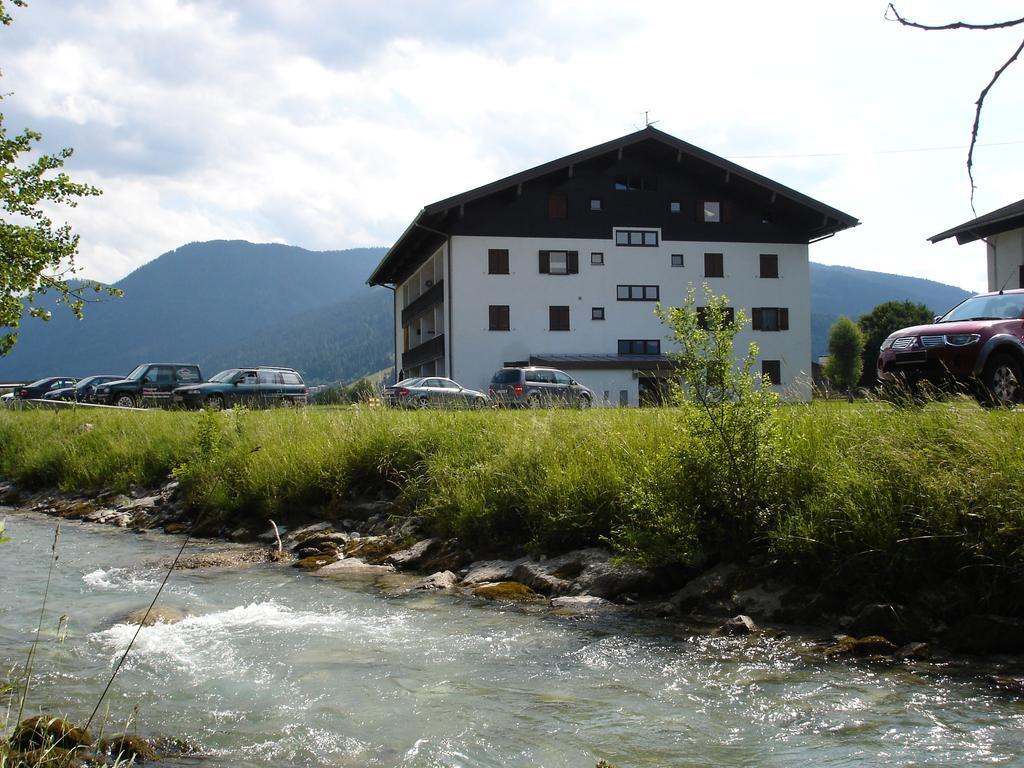 Welcome-Bienvenue-Добро Пожаловать Flachau Rum bild